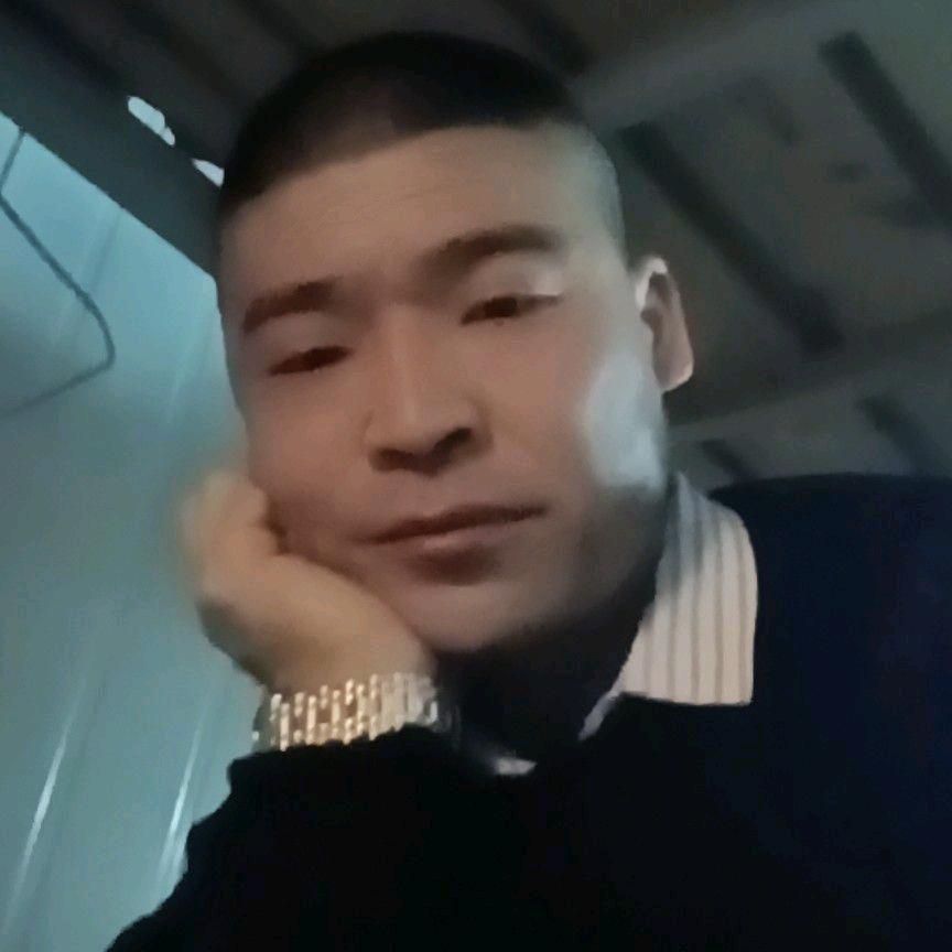 晴空万 李