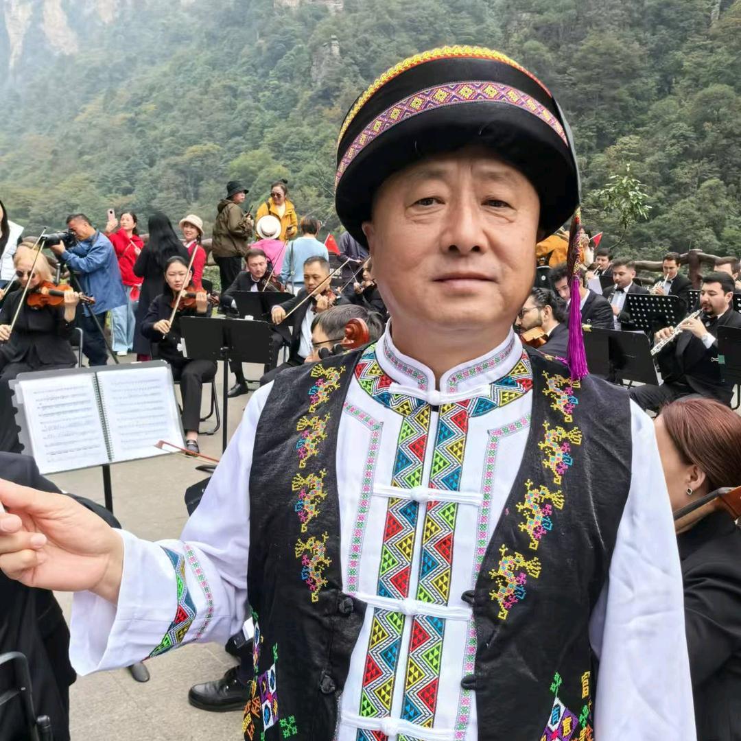 苞谷叶叶（户外唱歌直播）