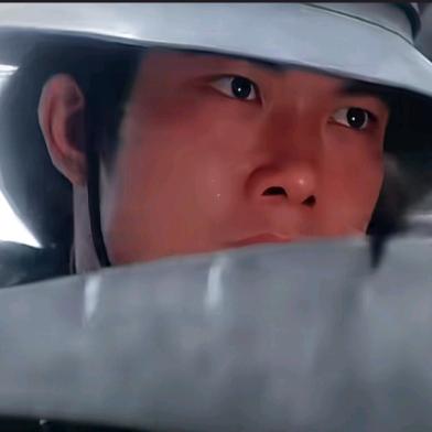 ── 展开6000条回复 ⌵ㅤ