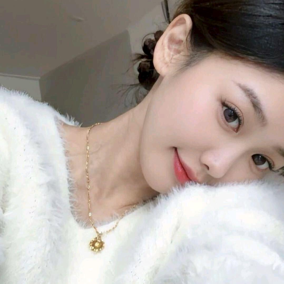 豚小妹🐬³²⁶