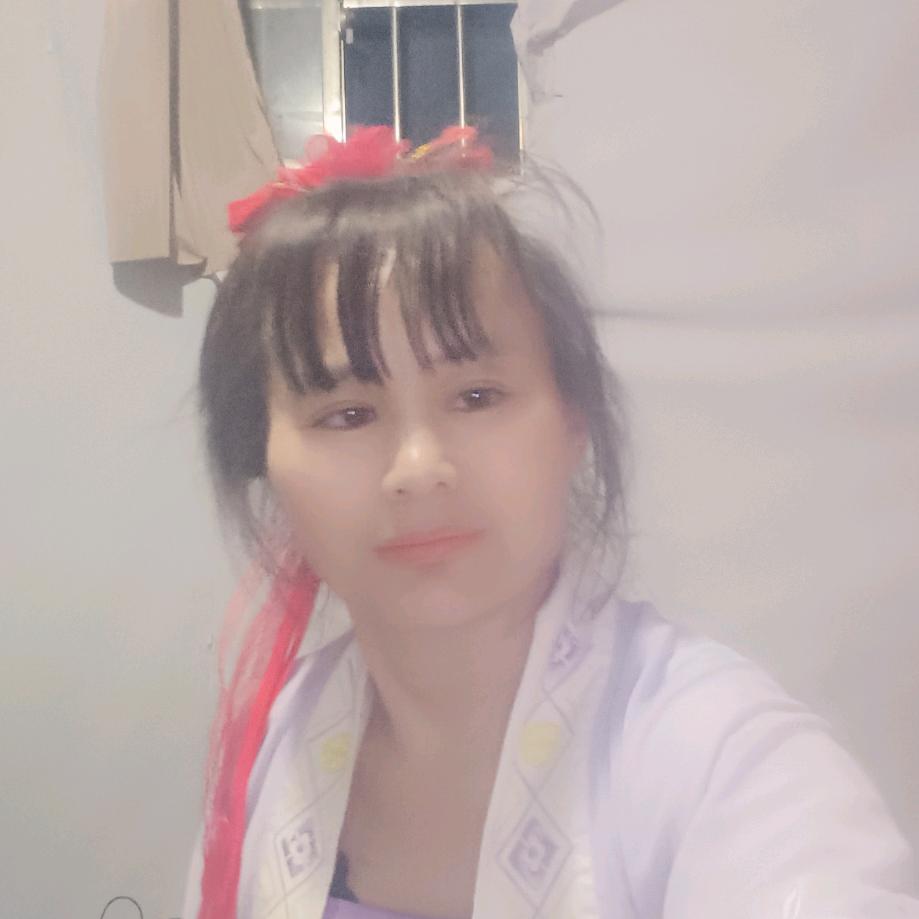 早餐公主，喜欢唱歌