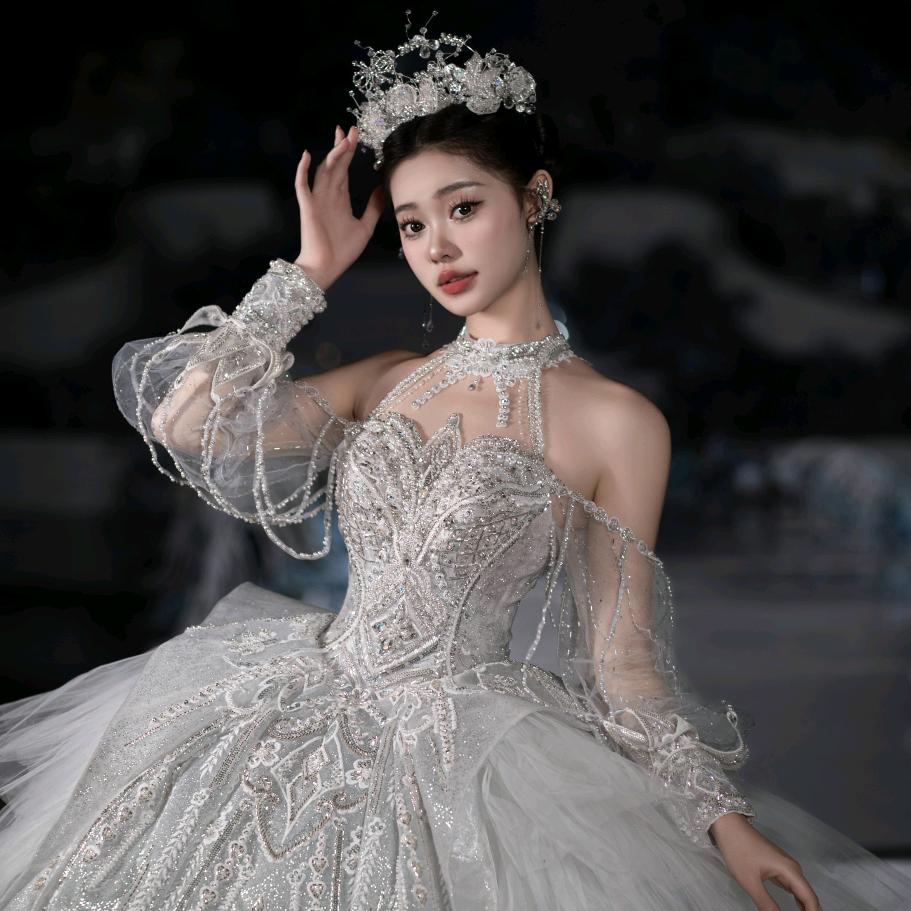 阆中艾薇婚纱礼服馆