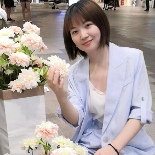 是小霞吖🌸