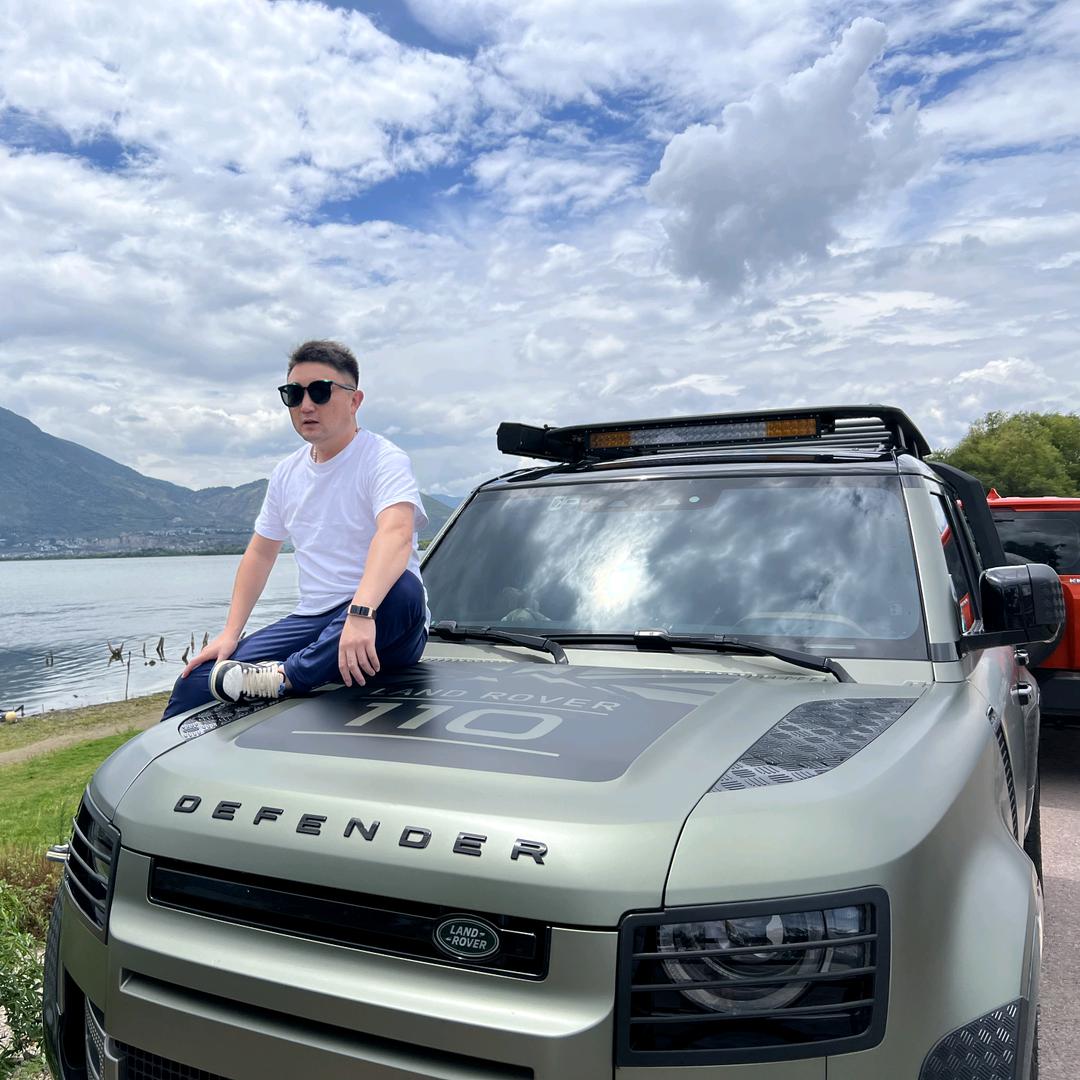 龙在东方（王班长）