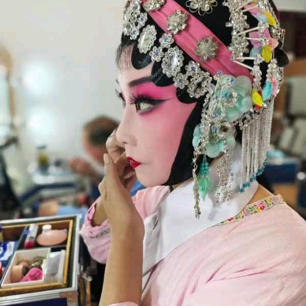 秋来香满城