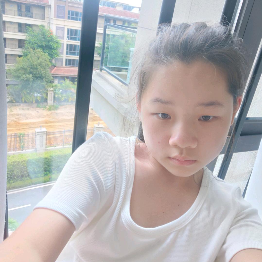 李佳玲头像