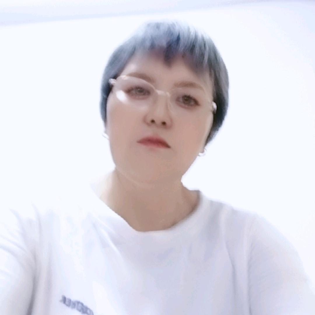 荣姐٩(￥A￥)۶