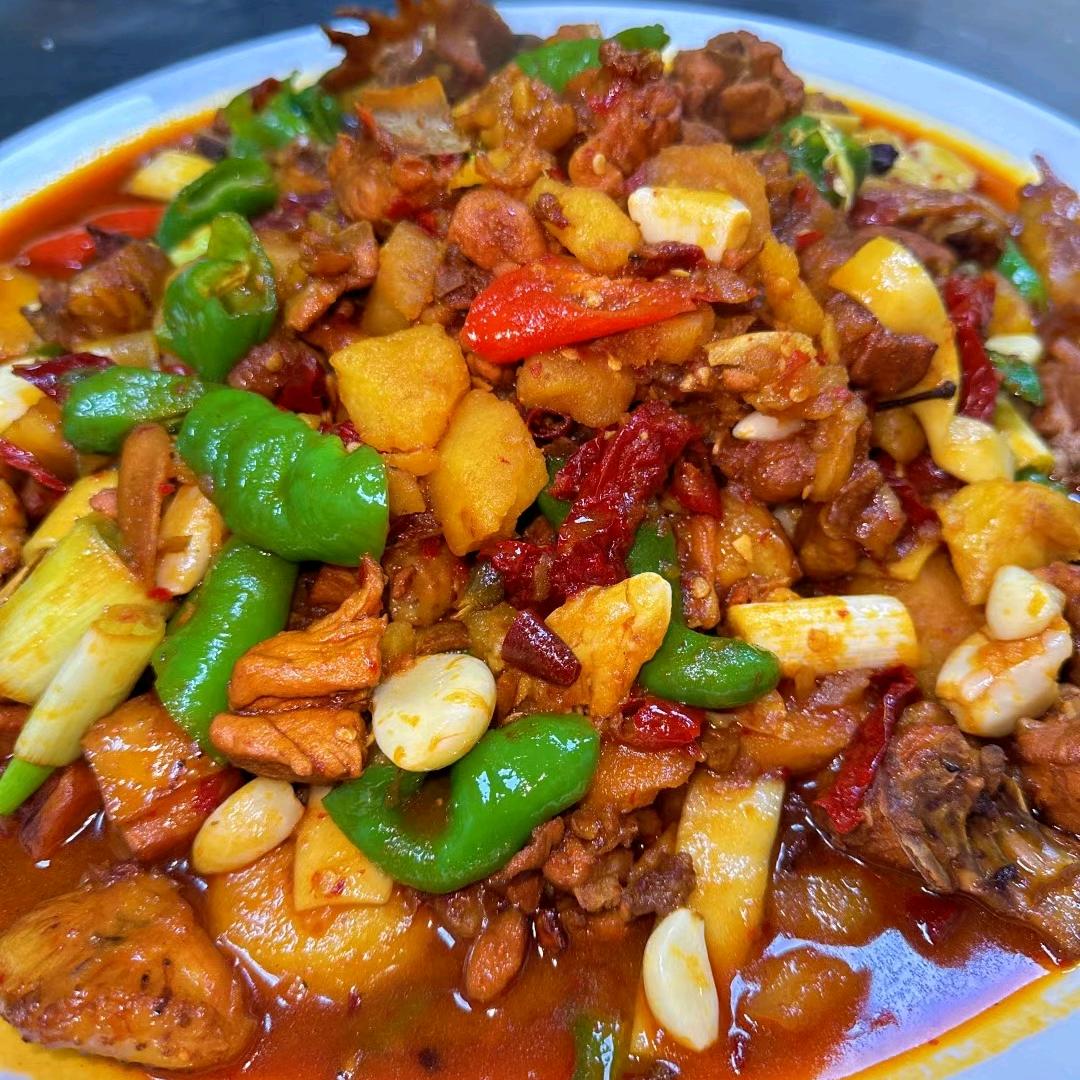 三工镇喜燕大盘鸡