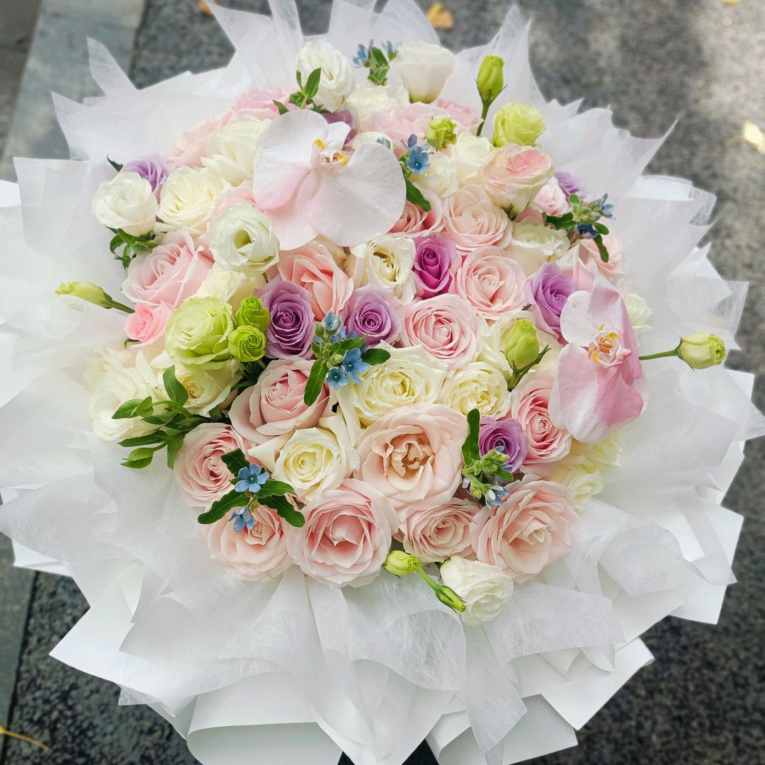 《花与蜜》鲜花蛋糕