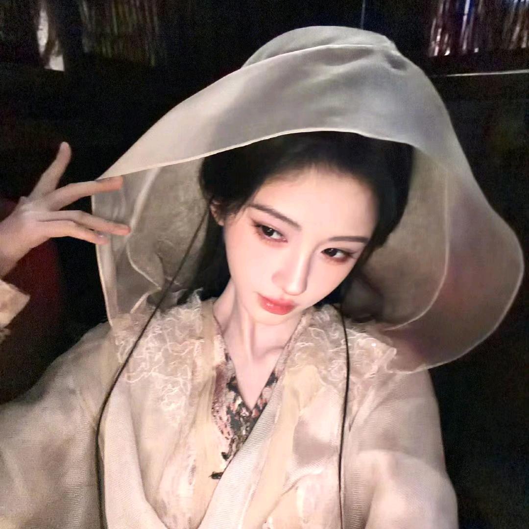 𝙆𝙞𝙠𝙪简祎露🅥