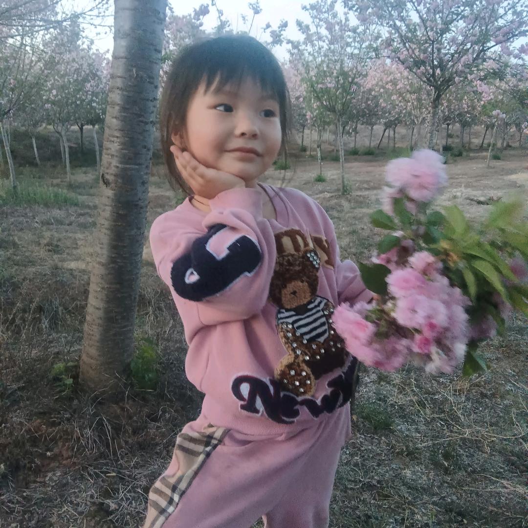 小明思思