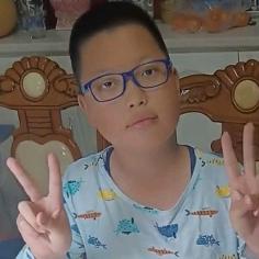 吴浩楠头像