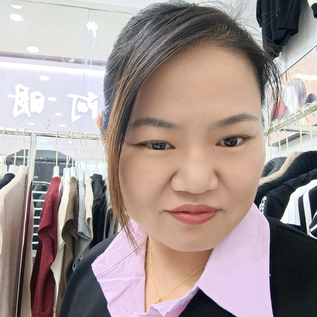 涵江服装城批发（春依）205档