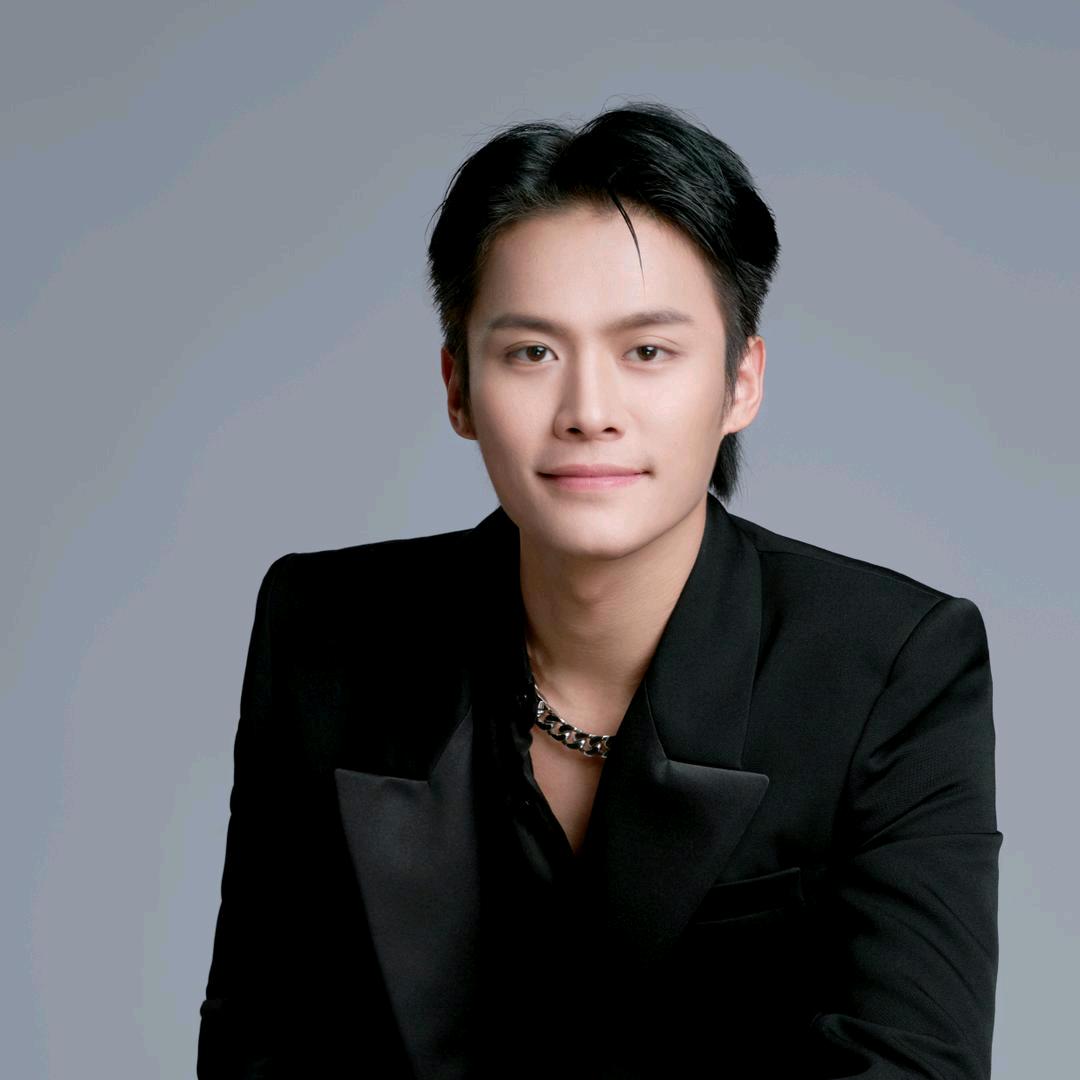 疯狂小杨弟(三只羊小卖部)