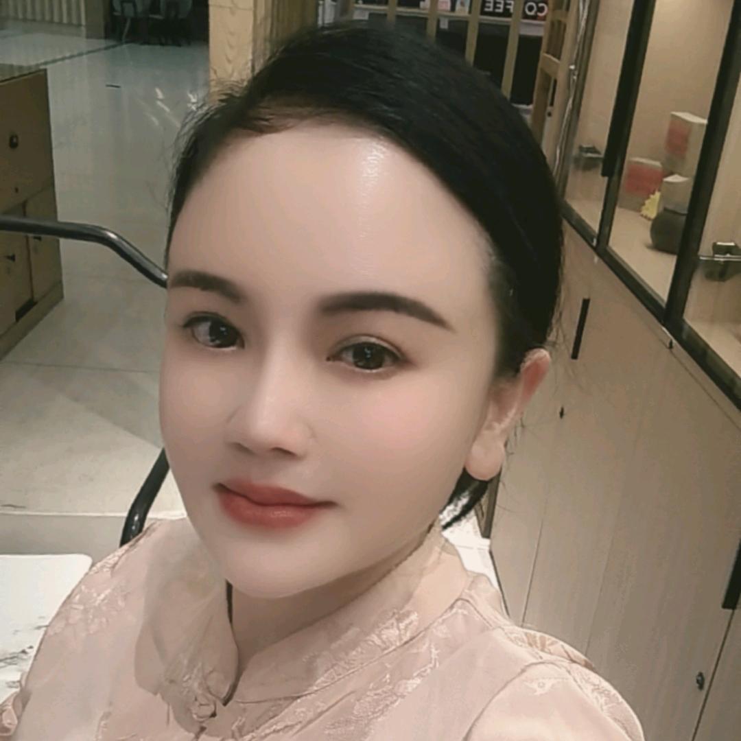 @覃慧林（红娘婆）