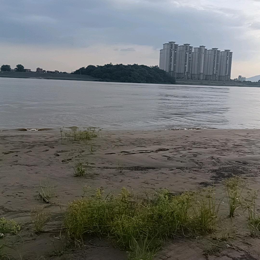 人与人之间真诚相待才永久