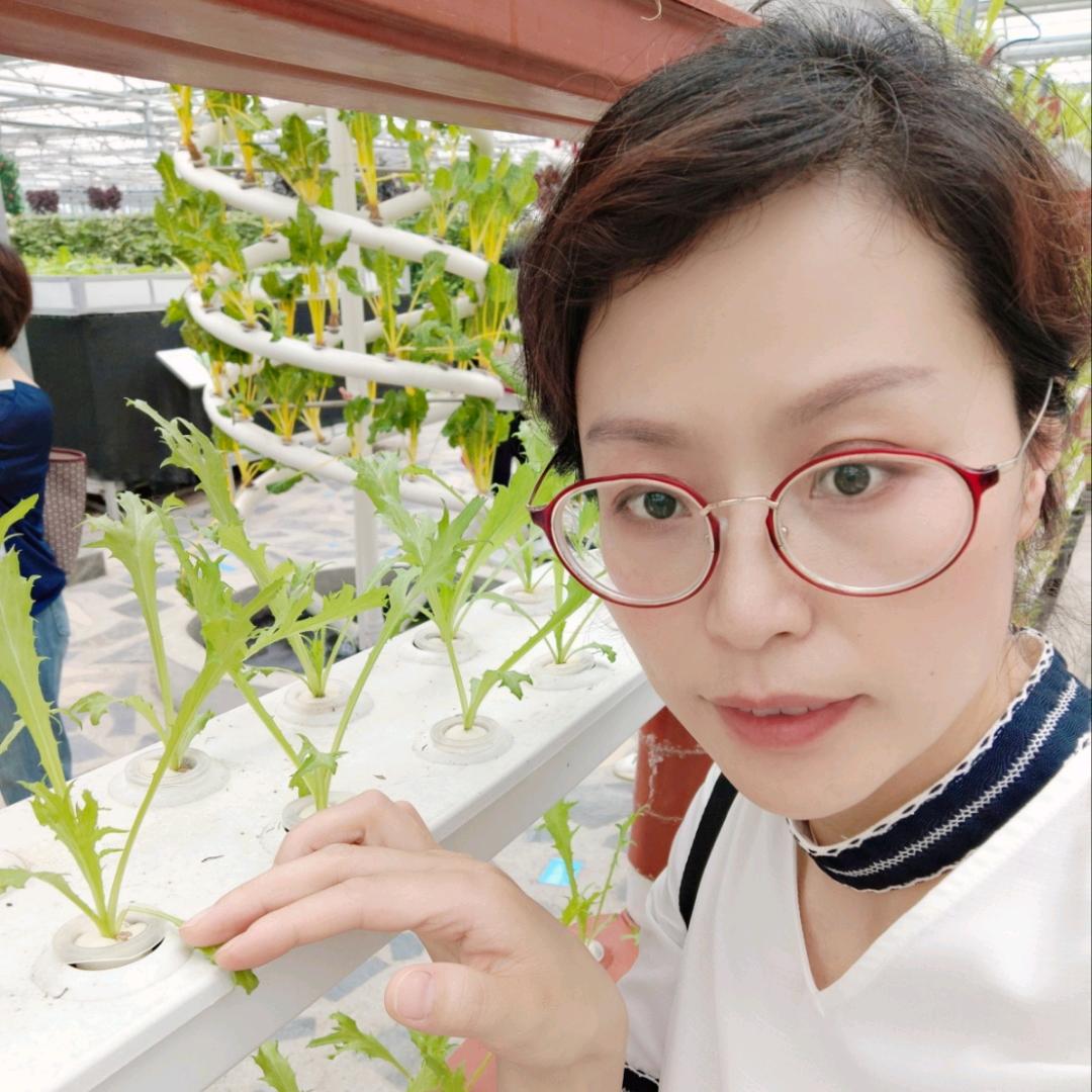 朱朱童装穿搭