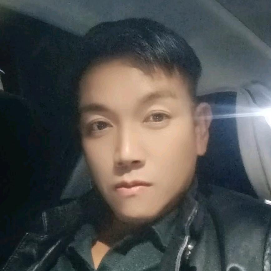 爱臭美的顾哥哥