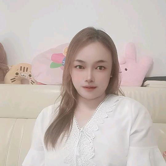 梅梅吖