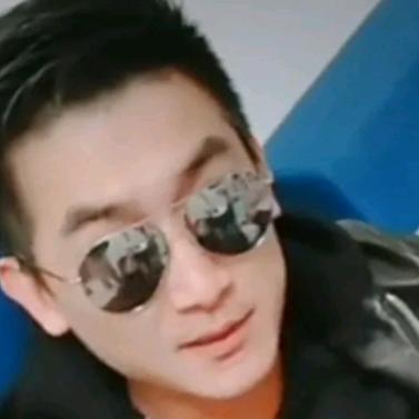 李小磊