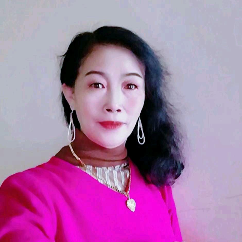 殷菊珍