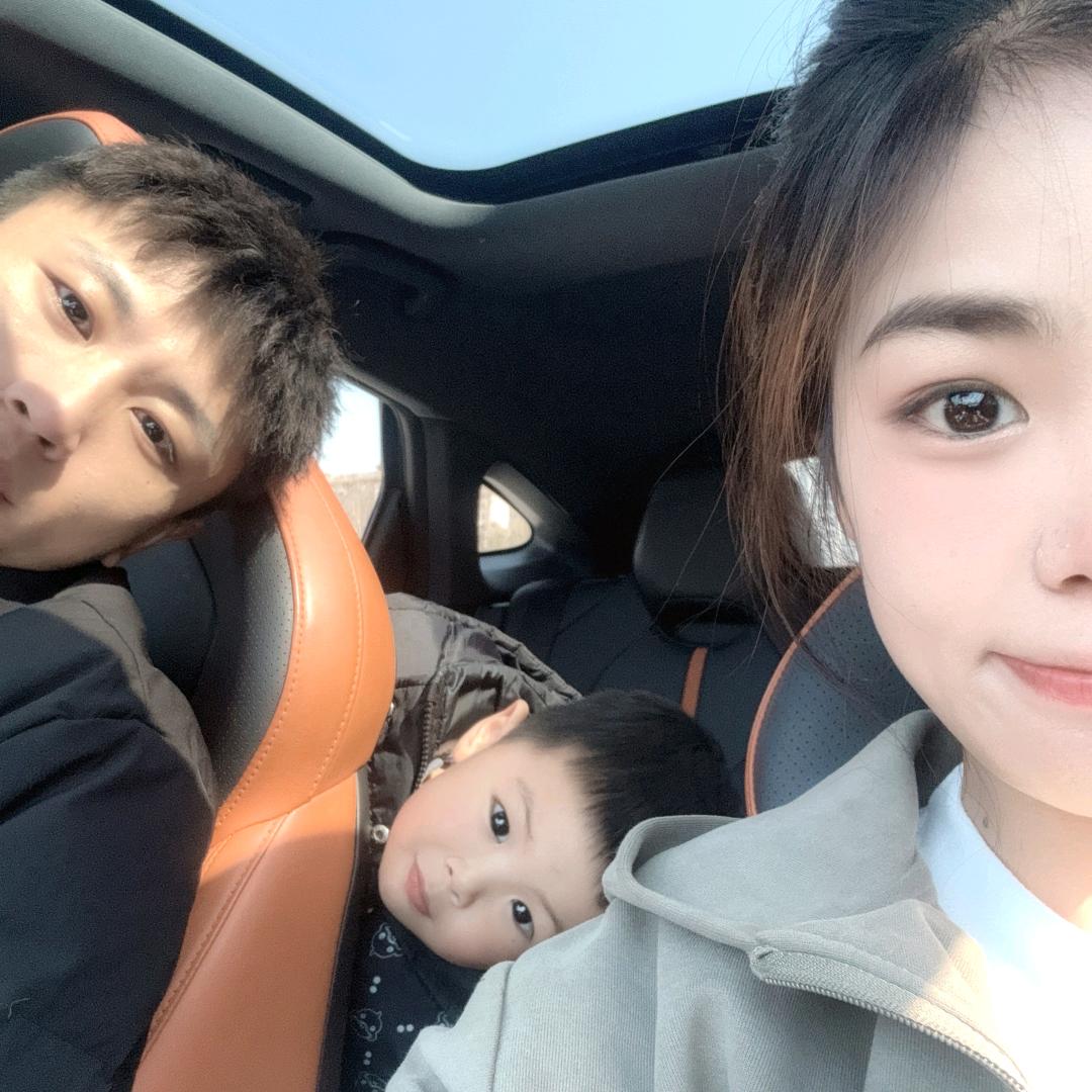 2893 »»兮昕«追随哲家»