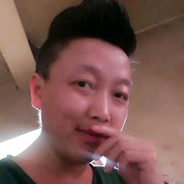 ，坚持就是胜利，根艺术才子，