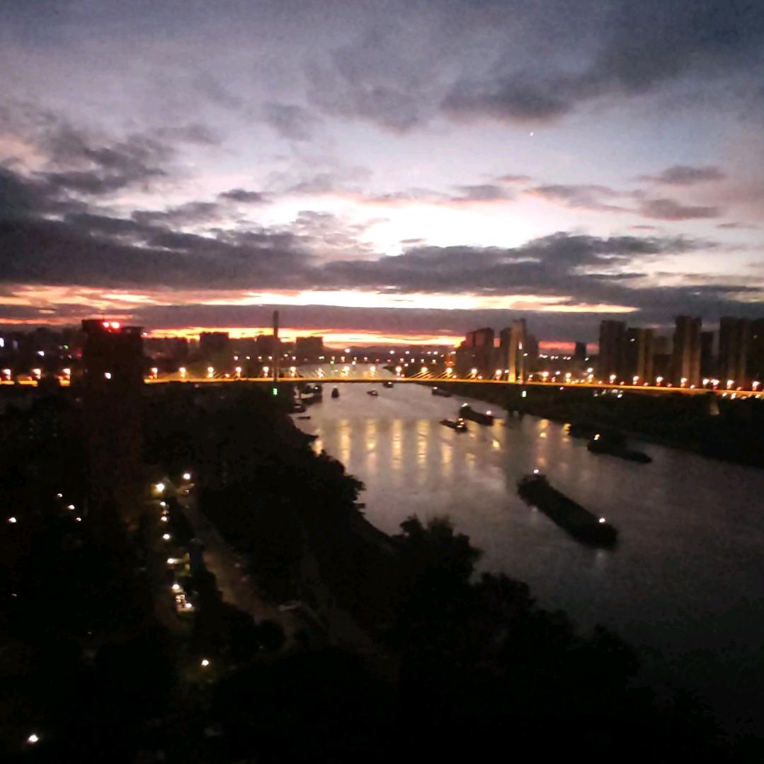 NS.霓影违规的零酒（三角洲行动）