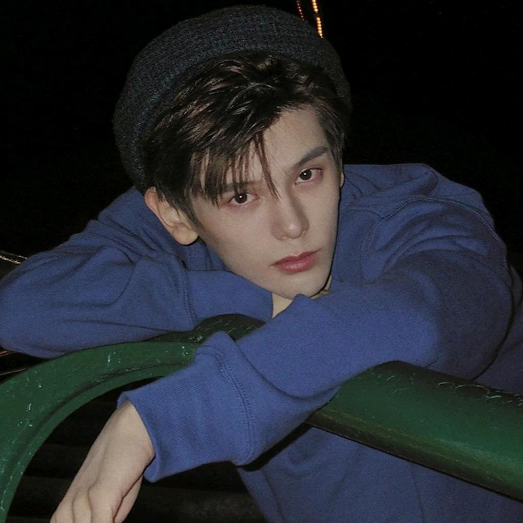 Lonelywhale