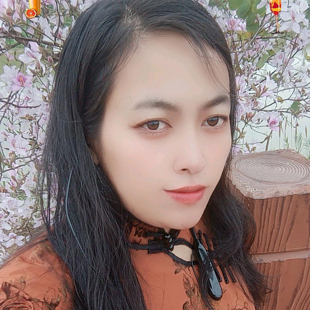 云南哈尼妹子