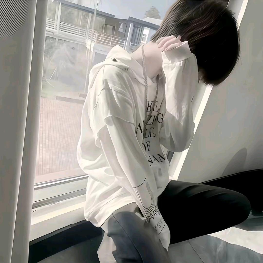 十二꒦ິ^꒦ິ