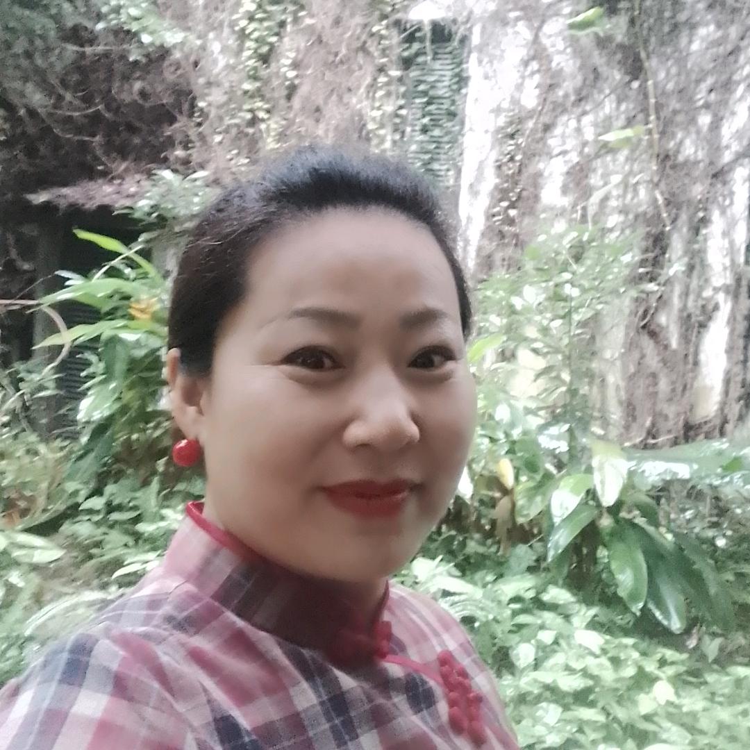 月儿姐姐(好物在橱窗）