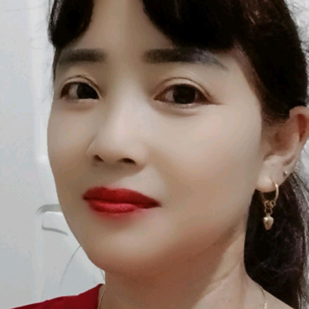 温馨一家人。拒绝私聊