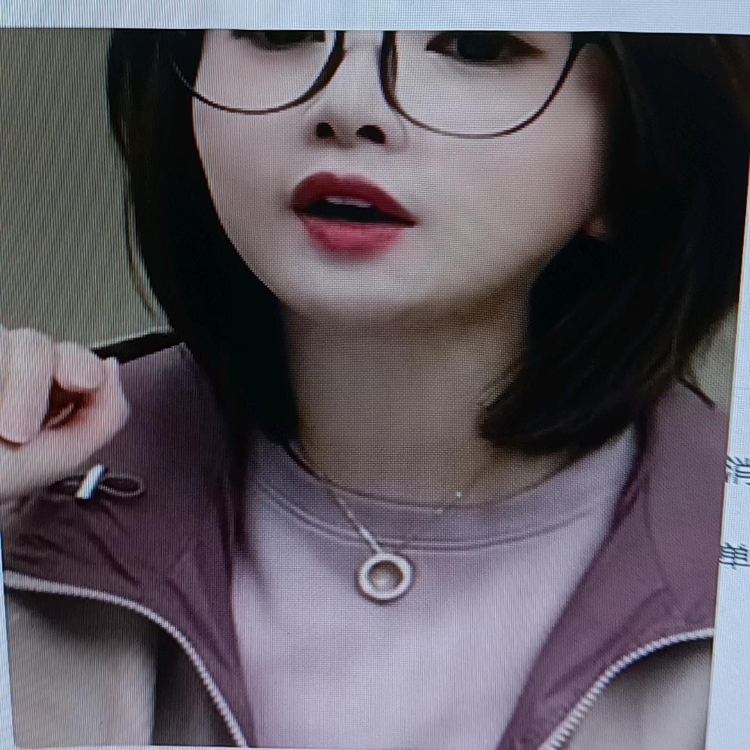 心^O^洛之颜