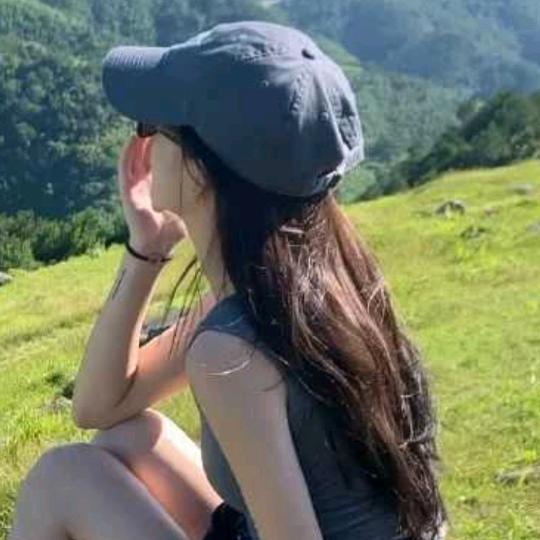 快乐的小白兔🥰