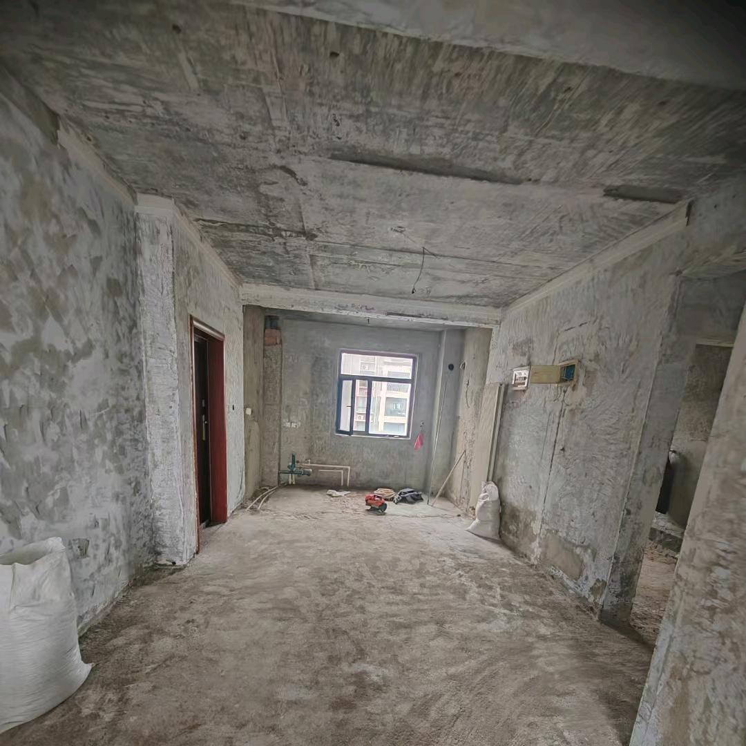 郑州铲墙皮旧房翻新