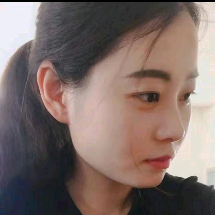 @瑜