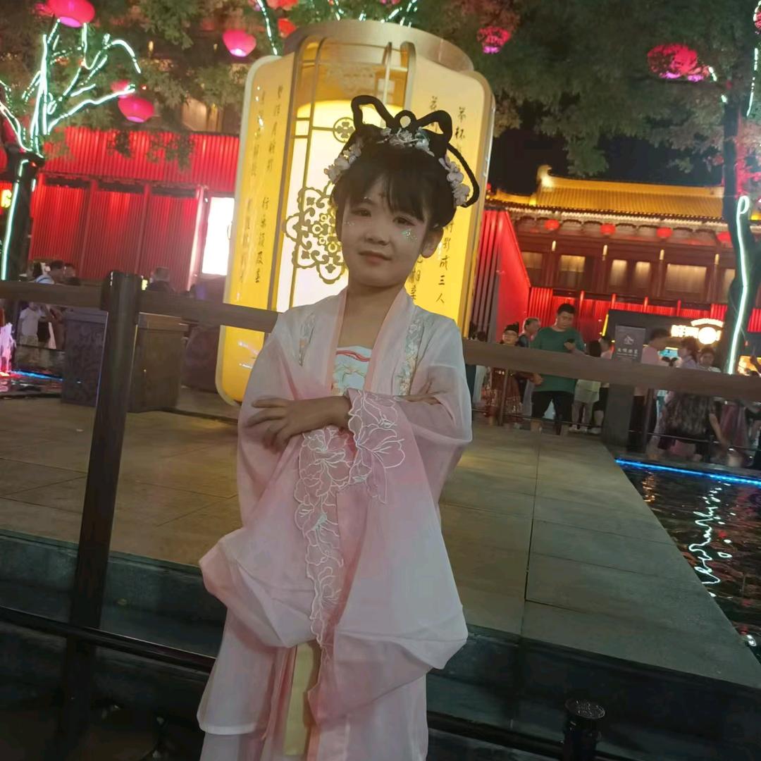 懿百岁鲜肉小笼包（新城农贸市场西17）号