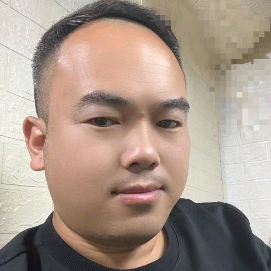 乡野小哥，日月星辰(ง •̀_•́)ง