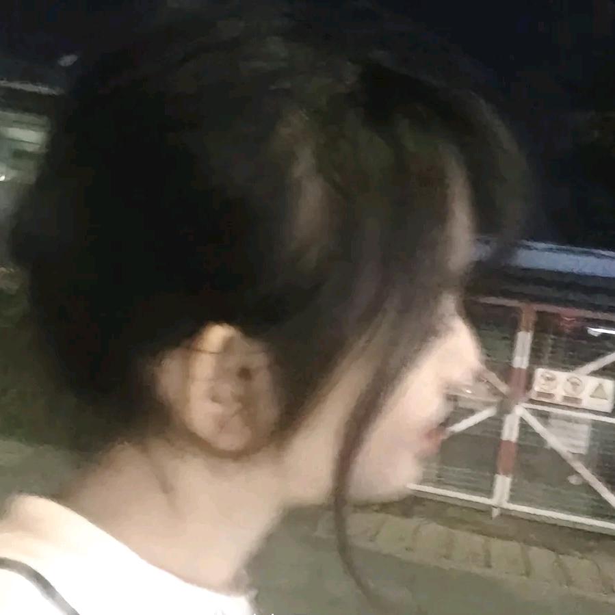 九命猫🌈