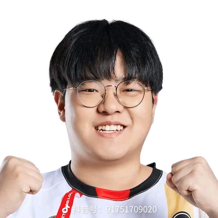 五块钱的包子🍑