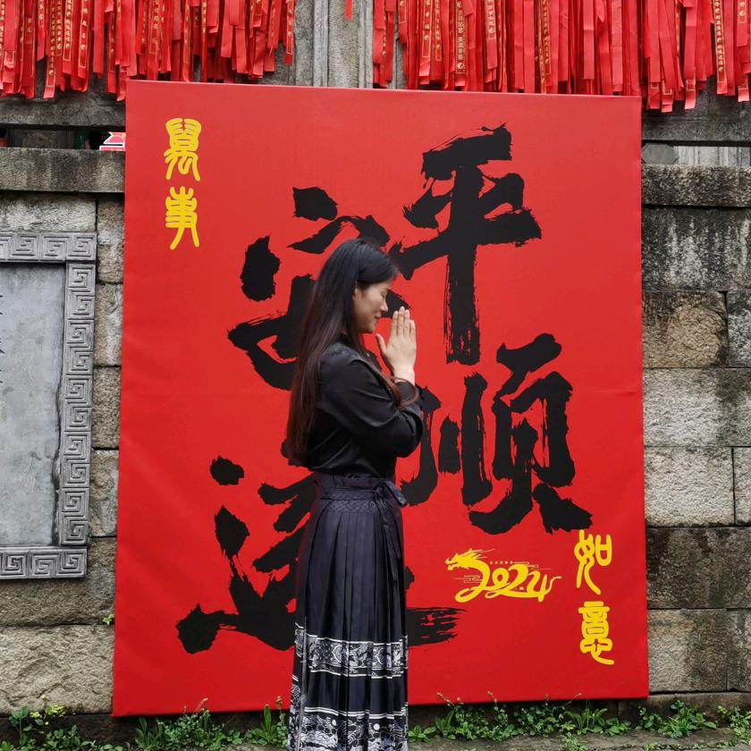 豪门婚庆婚纱礼服