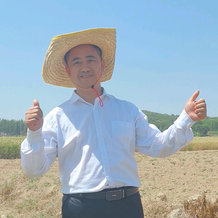 村村植保杰哥（招村站长）