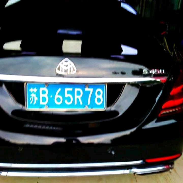 李伟伟开车为主专业玩