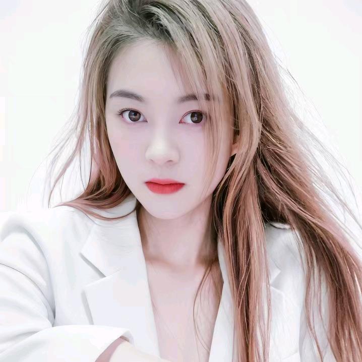 黄小艳