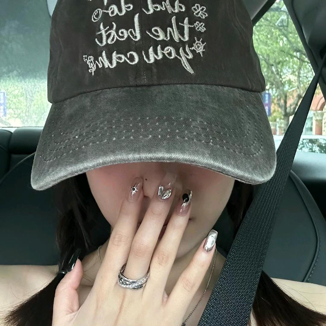 张女士小名叫利利🍭