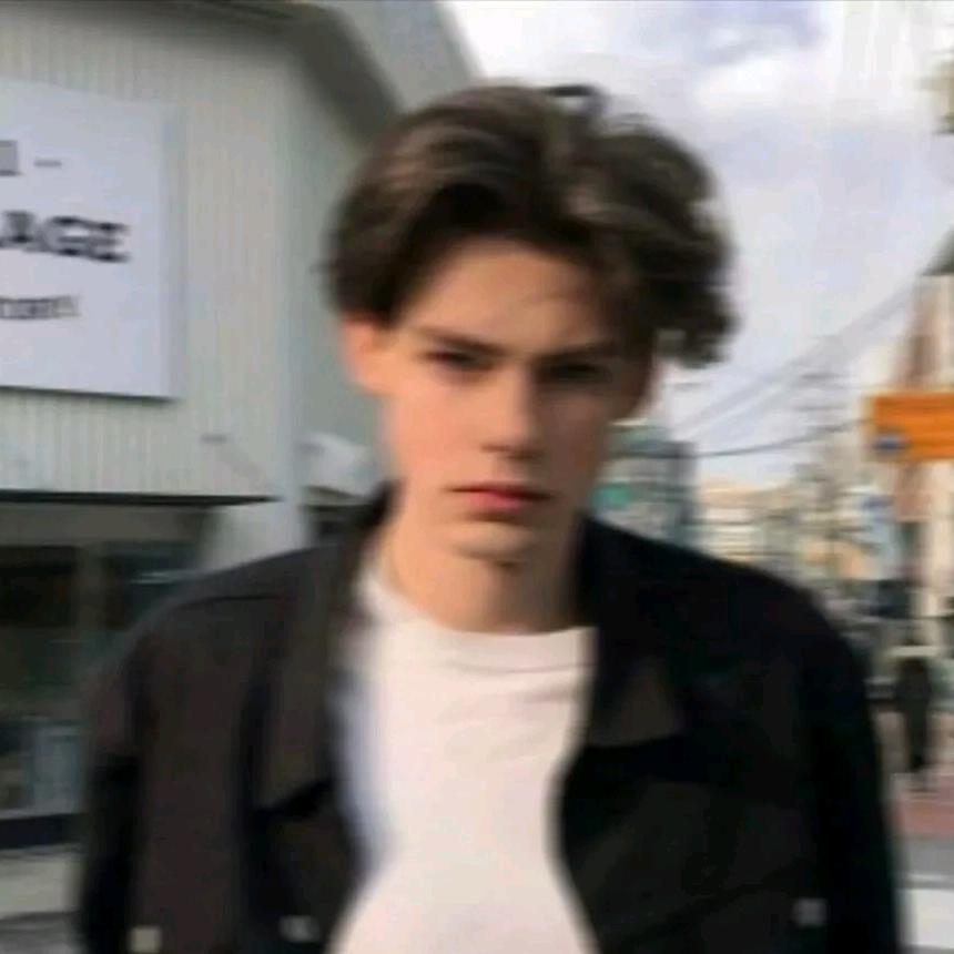 蔫损孩子耍余了外