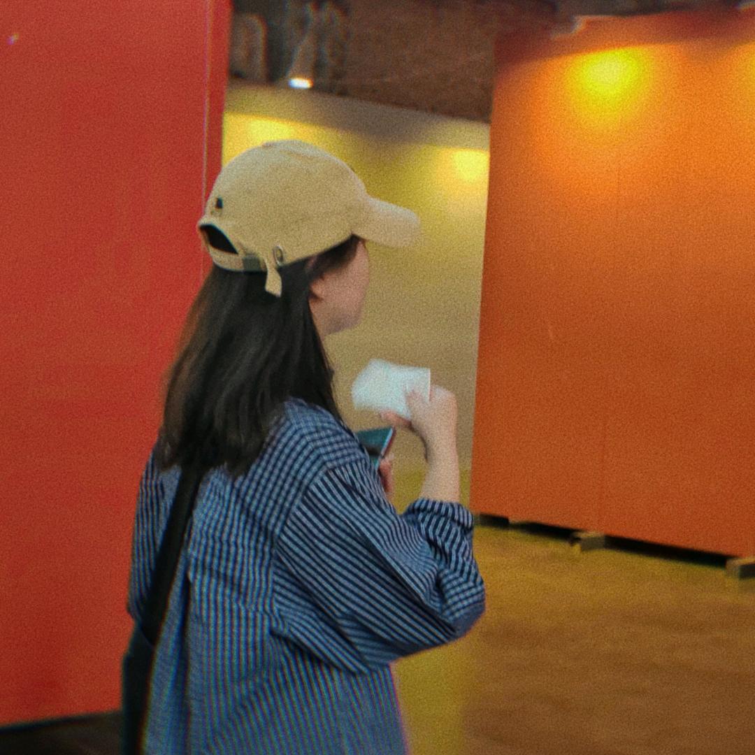 ୧⍤⃝🐳小金鱼ــــــﮩﮩ٨ــ