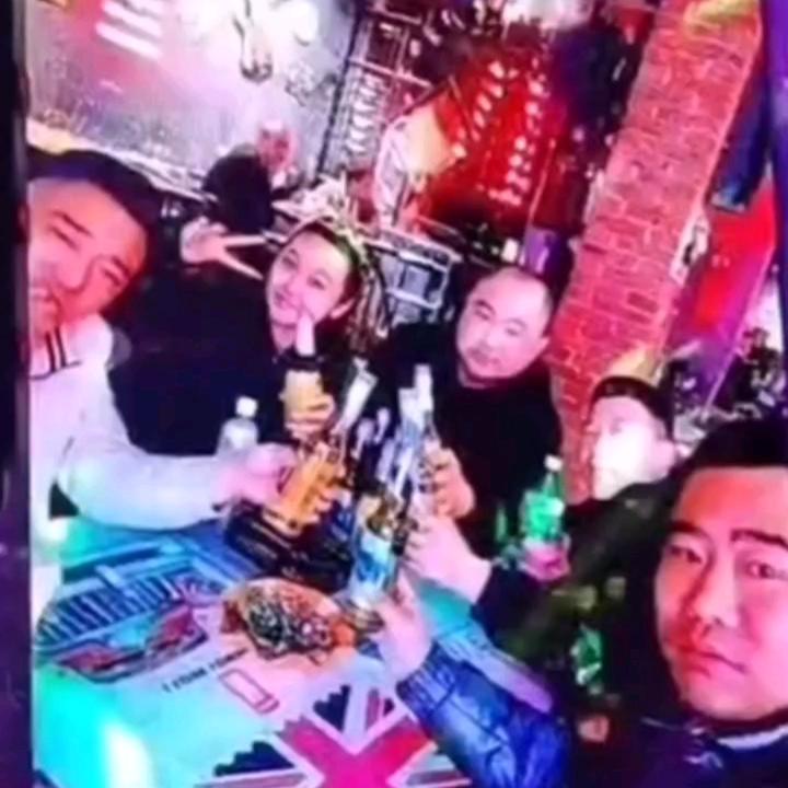 一个人在外漂泊