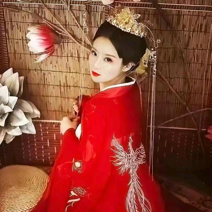 《鲸  落》
